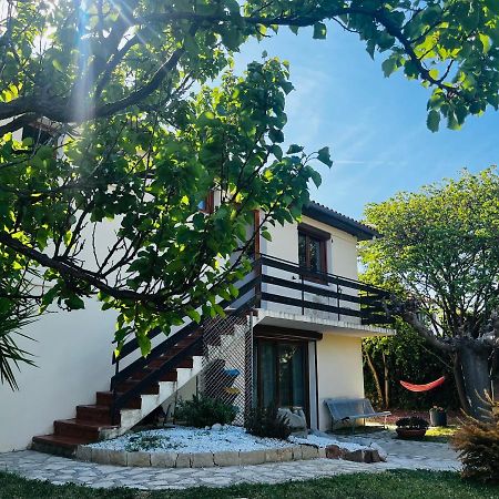Villa Individuelle Familiale 4 A 12 Couchages Cuxac-dʼAude 外观 照片