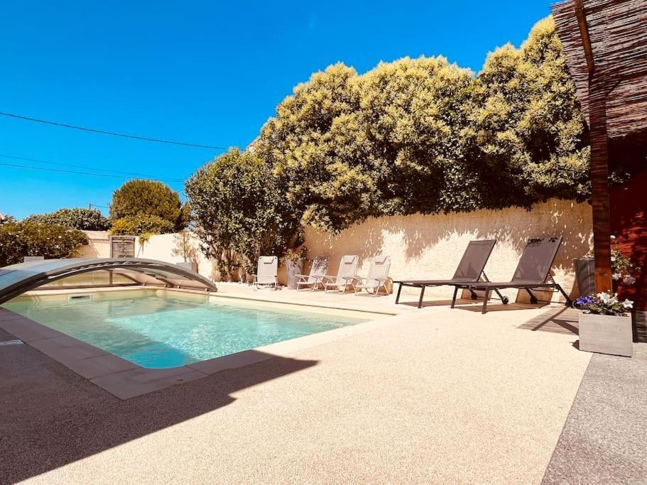 Villa Individuelle Familiale 4 A 12 Couchages Cuxac-dʼAude 外观 照片