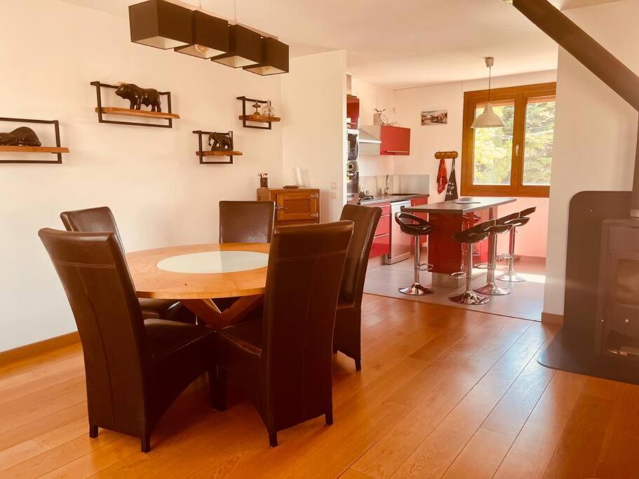 Villa Individuelle Familiale 4 A 12 Couchages Cuxac-dʼAude 外观 照片