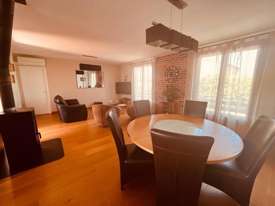 Villa Individuelle Familiale 4 A 12 Couchages Cuxac-dʼAude 外观 照片