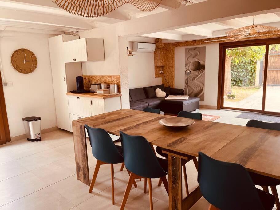 Villa Individuelle Familiale 4 A 12 Couchages Cuxac-dʼAude 外观 照片