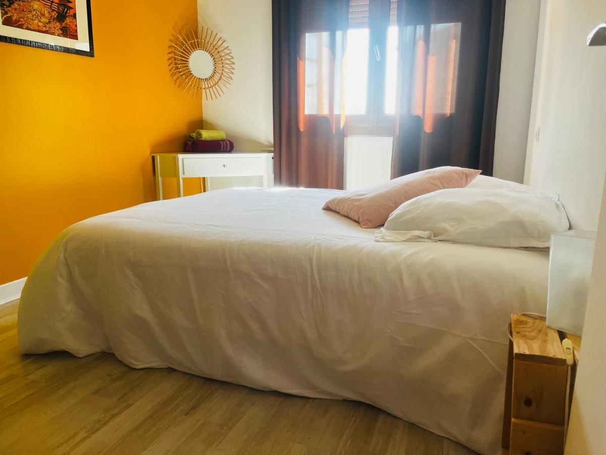 Villa Individuelle Familiale 4 A 12 Couchages Cuxac-dʼAude 外观 照片