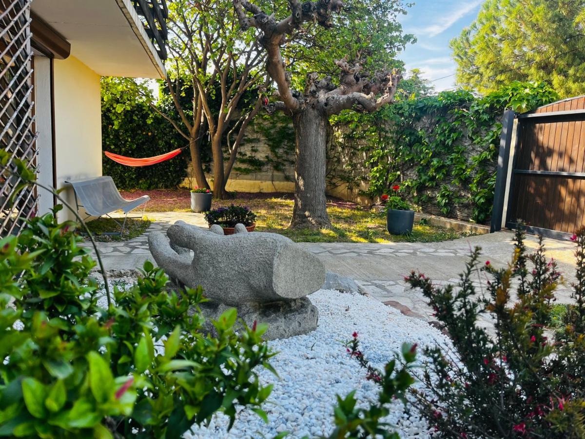 Villa Individuelle Familiale 4 A 12 Couchages Cuxac-dʼAude 外观 照片