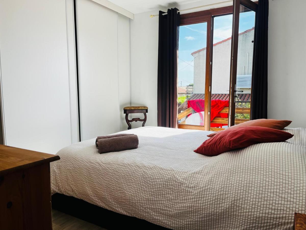 Villa Individuelle Familiale 4 A 12 Couchages Cuxac-dʼAude 外观 照片