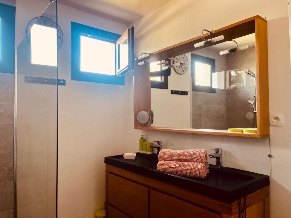 Villa Individuelle Familiale 4 A 12 Couchages Cuxac-dʼAude 外观 照片